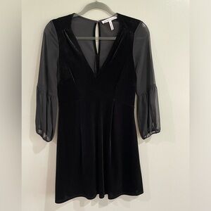 BCBGENERATION Black velvet dress size Small